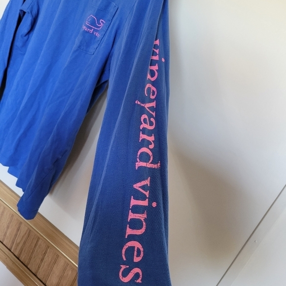 Vineyard Vines Blue + Pink Whale Longsleeve Tee Size Small - Picture 3 of 5